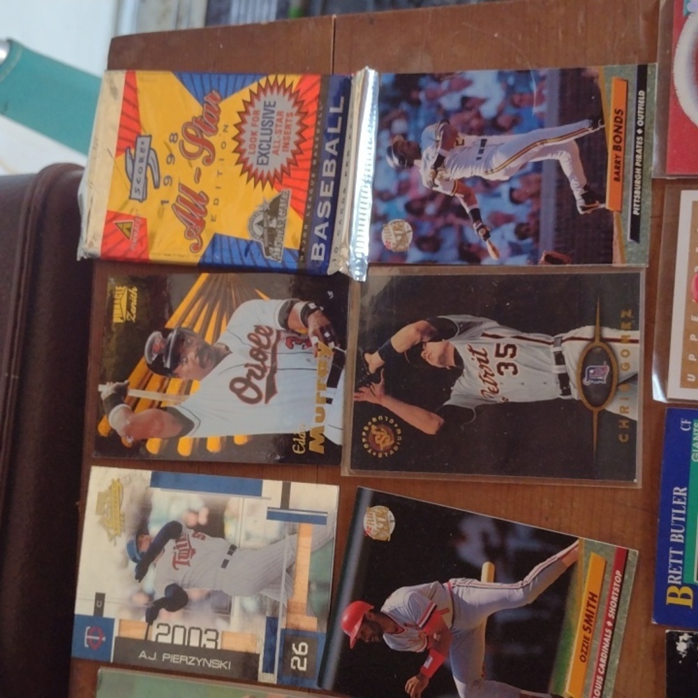 Baseball Trading Card Collection - Picture 3 of 5